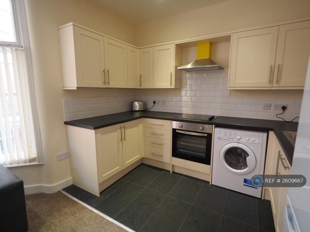 1 bed 1st Floor Flat for rent in Southport. From OpenRent