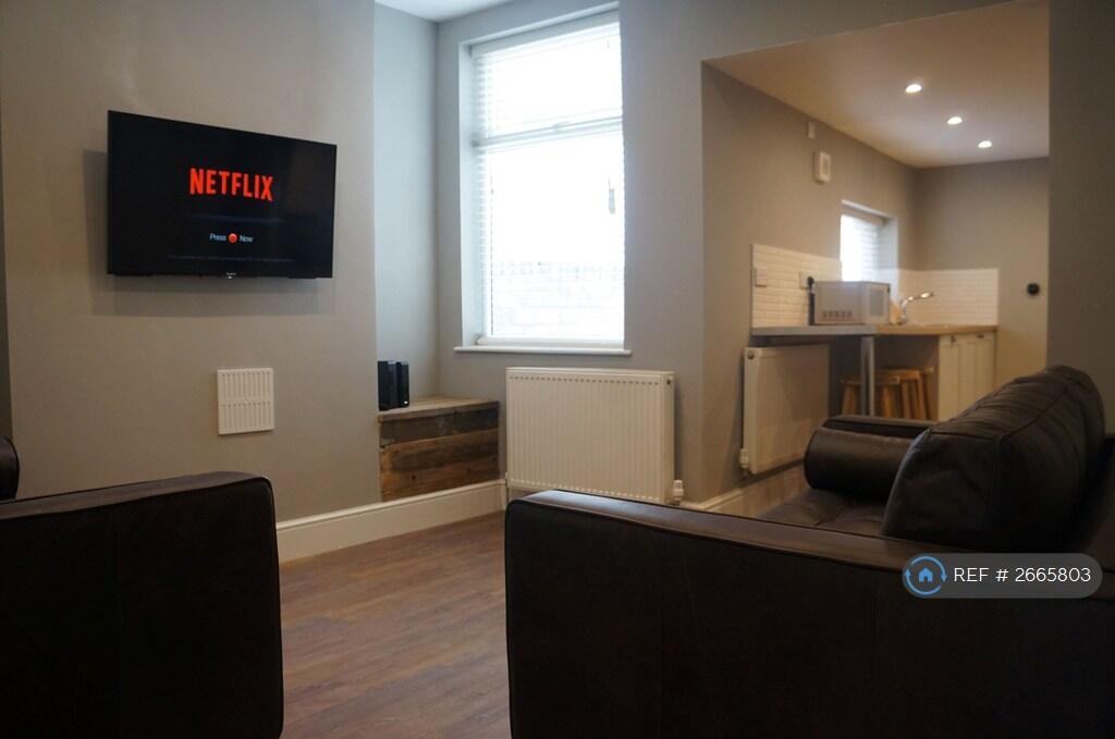 4 bed End of Terrace for rent in Liverpool. From OpenRent 4 bed End of Terrace for rent in Liverpool. From OpenRent