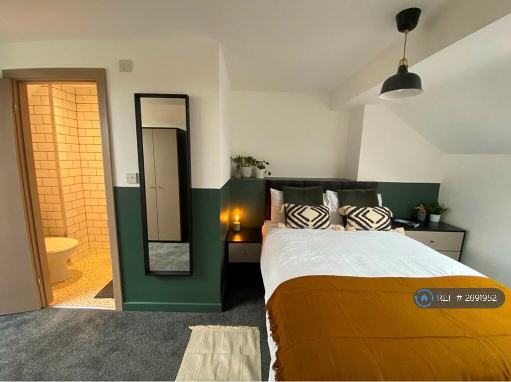 6 bed Mid Terraced House for rent in Liverpool. From OpenRent 6 bed Mid Terraced House for rent in Liverpool. From OpenRent