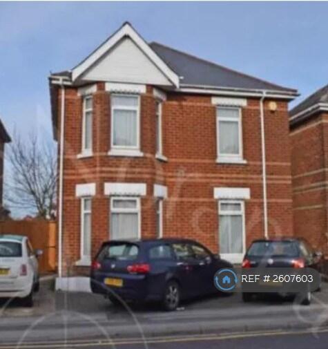 4 bed Detached for rent in Bournemouth. From OpenRent 4 bed Detached for rent in Bournemouth. From OpenRent