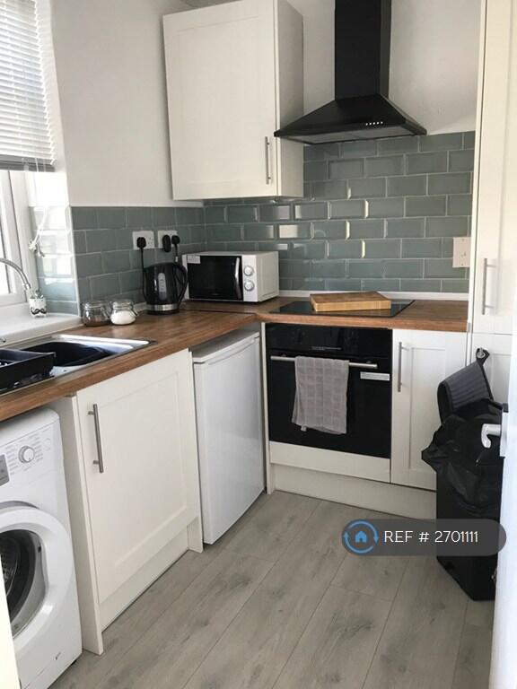 2 bed 1st Floor Flat for rent in Burnley. From OpenRent