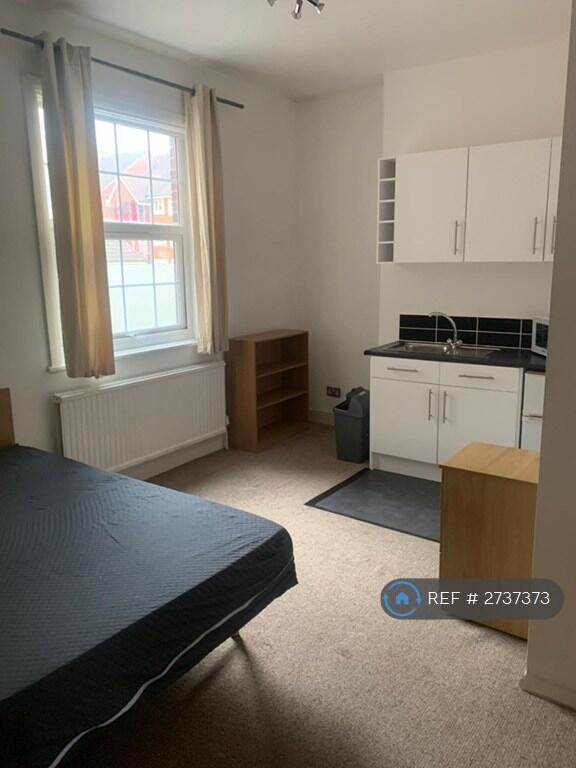 1 bed House Share for rent in Bedford. From OpenRent