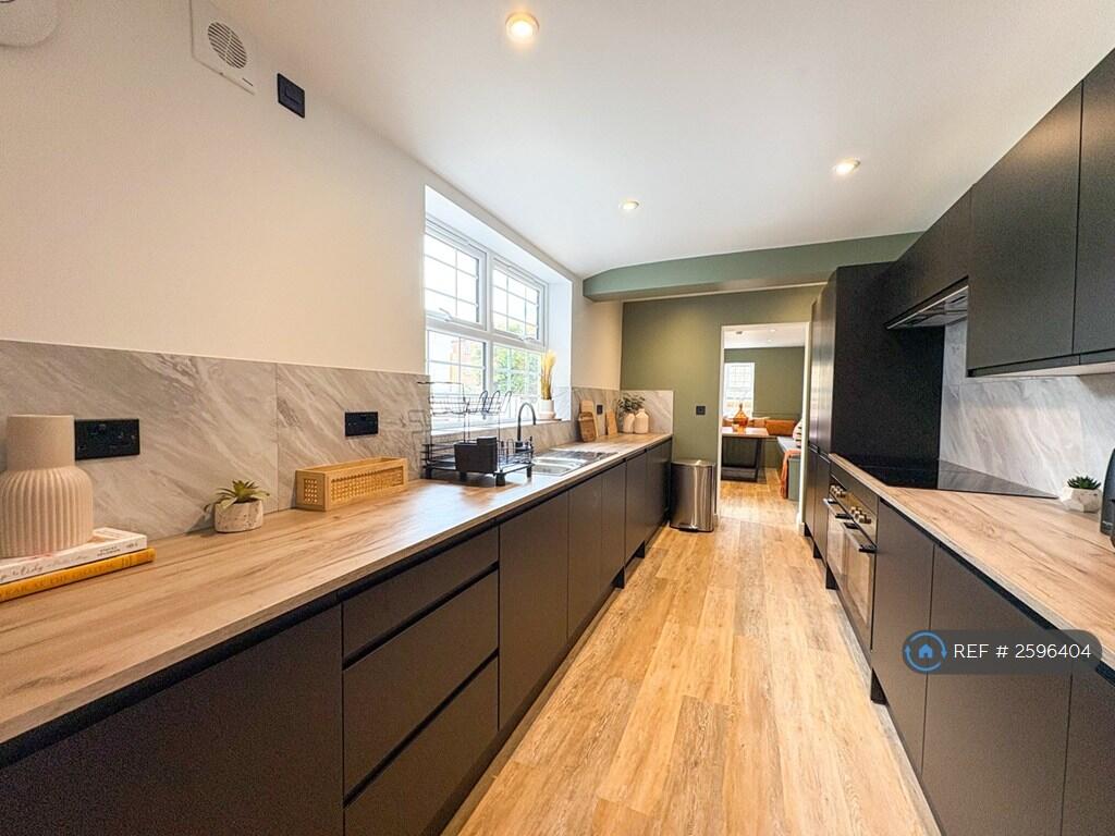 1 bed House Share for rent in Gloucester. From OpenRent