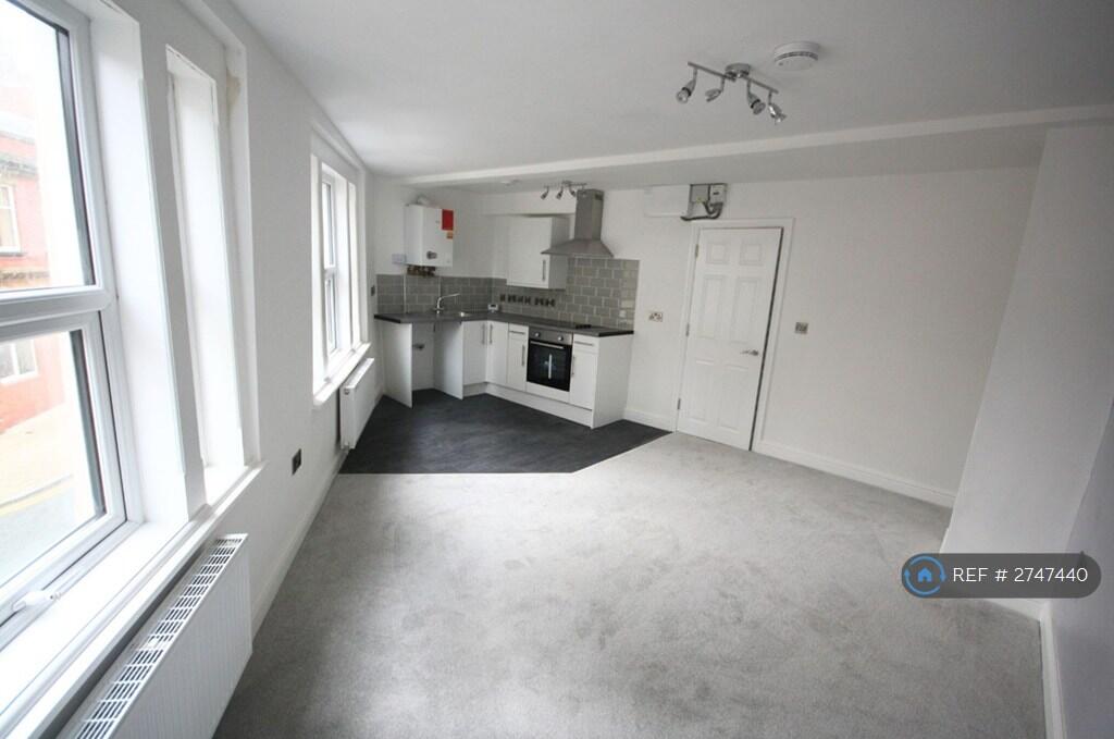 1 bed 1st Floor Flat for rent in Stoke-on-Trent. From OpenRent