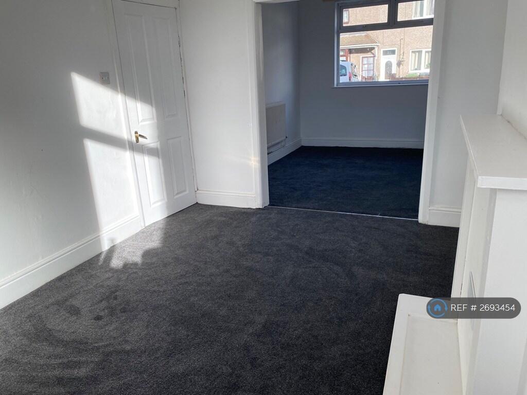 2 bed Mid Terraced House for rent in Cleethorpes. From OpenRent