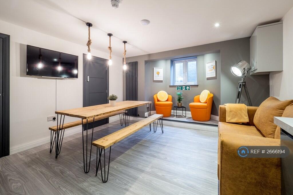 1 bed House Share for rent in Northampton. From OpenRent