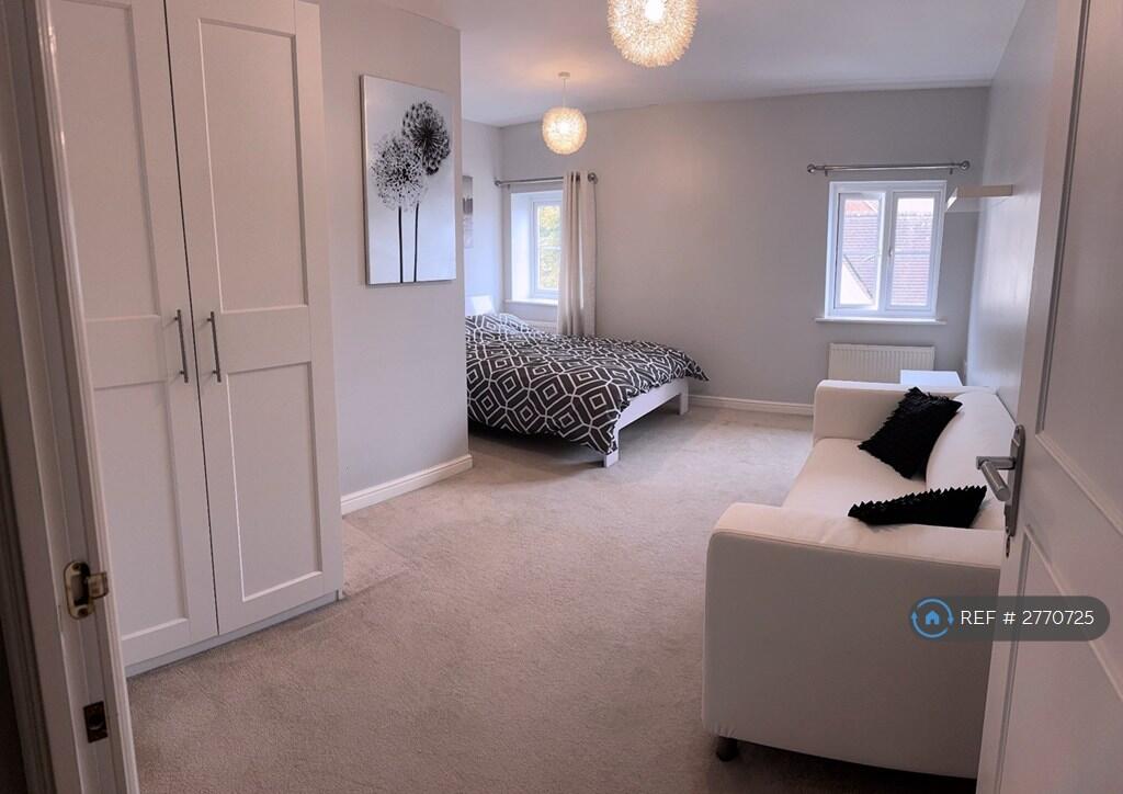 1 bed Flat Share for rent in Colchester. From OpenRent