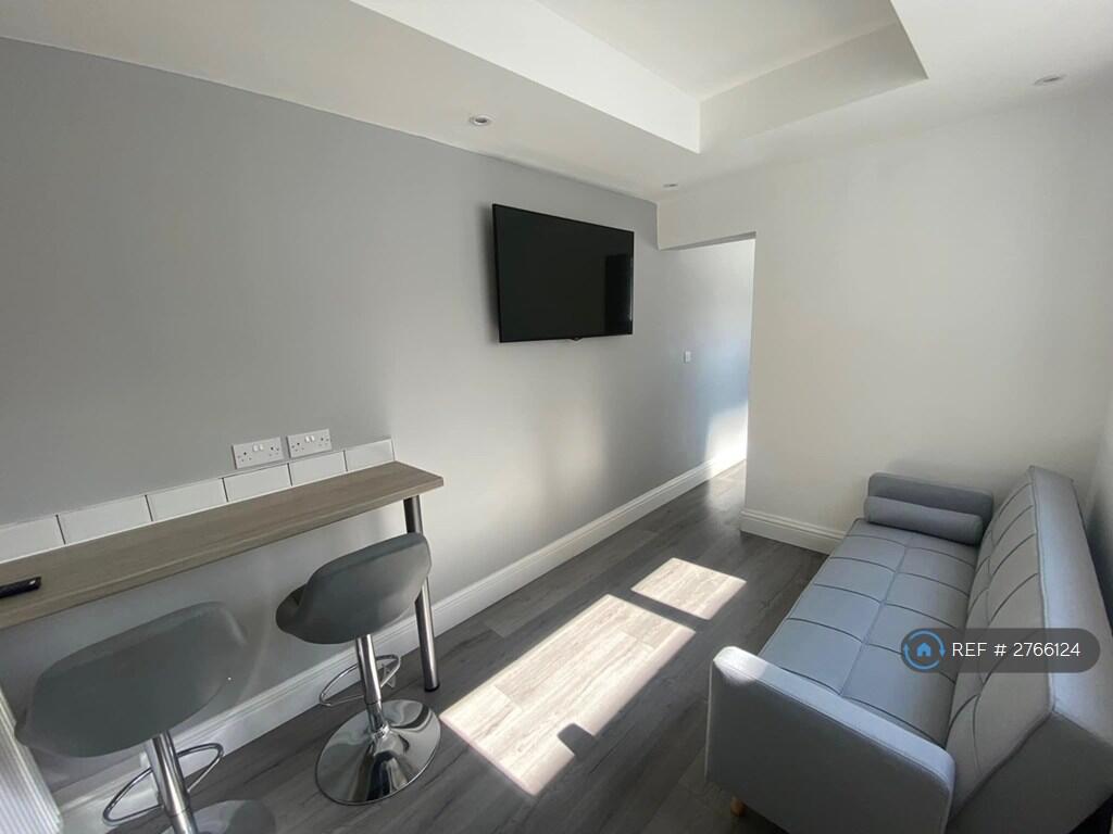 1 bed House Share for rent in Middlesbrough. From OpenRent