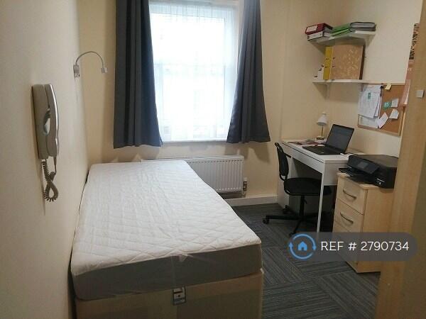 1 bed House Share for rent in Whitnash. From OpenRent 1 bed House Share for rent in Whitnash. From OpenRent