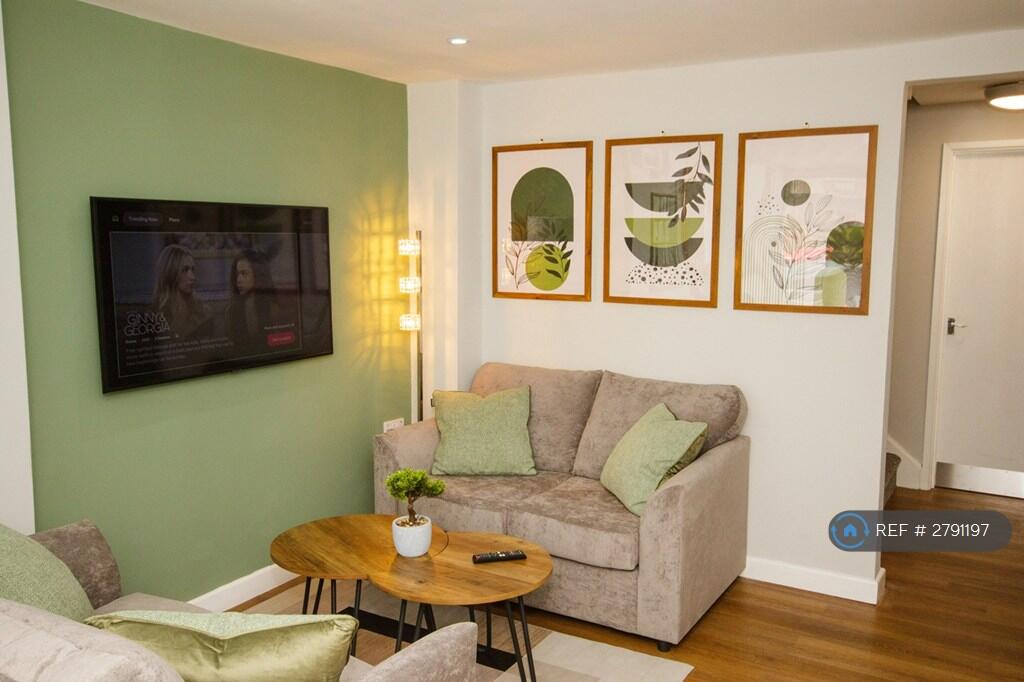 1 bed House Share for rent in Smethwick. From OpenRent