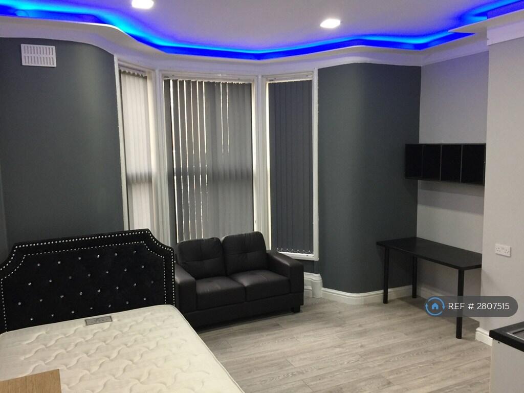 0 bed Studio for rent in Bradford. From OpenRent