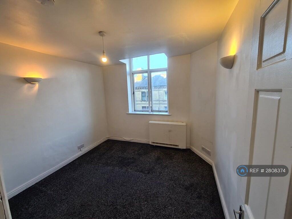 1 bed 1st Floor Flat for rent in Keighley. From OpenRent