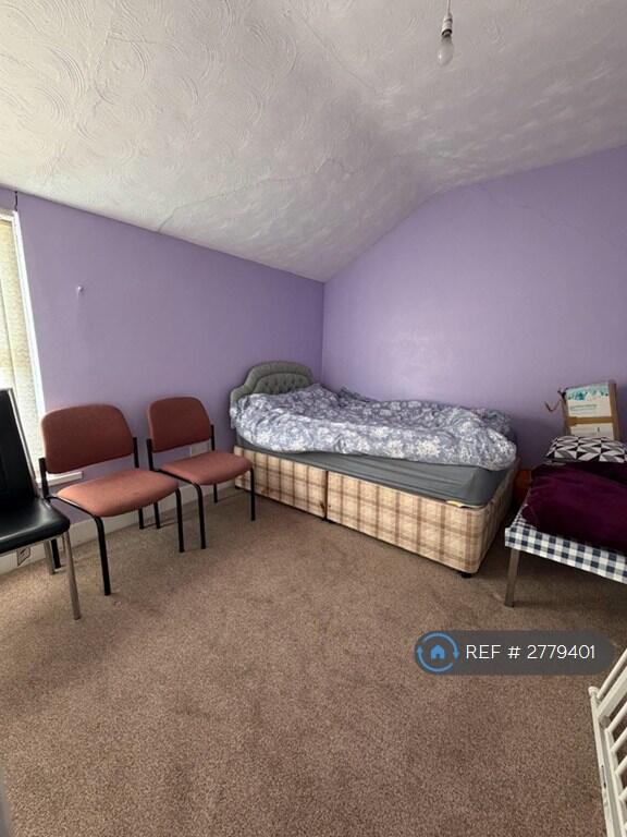 1 bed House Share for rent in Bedford. From OpenRent