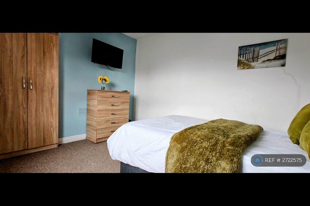 1 bed House Share for rent in Preston. From OpenRent