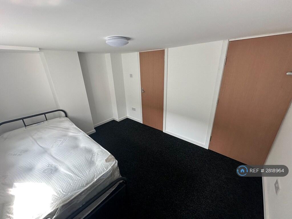 1 bed House Share for rent in Wakefield. From OpenRent 1 bed House Share for rent in Wakefield. From OpenRent