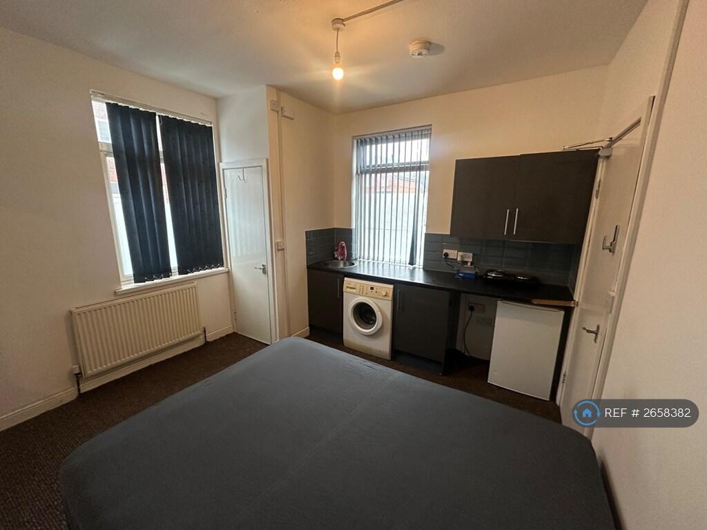 1 bed House Share for rent in Wakefield. From OpenRent 1 bed House Share for rent in Wakefield. From OpenRent