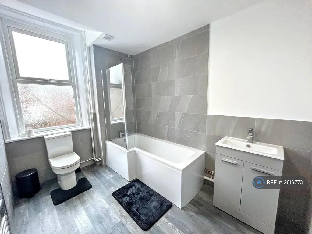1 bed Flat Share for rent in Newcastle upon Tyne. From OpenRent
