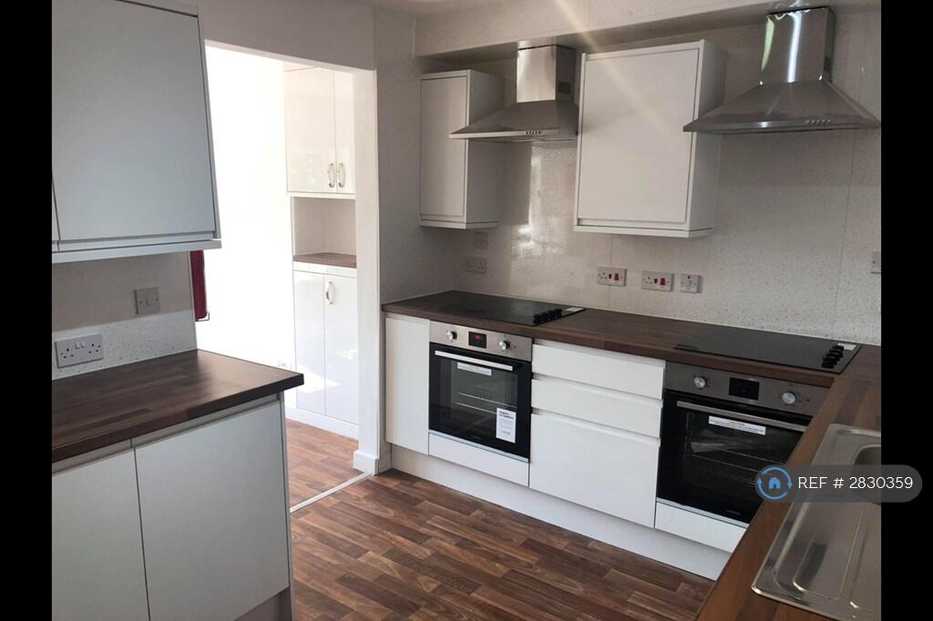 1 bed House Share for rent in Leeds. From OpenRent