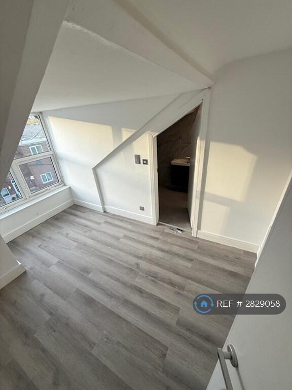 1 bed Flat Share for rent in Gateshead. From OpenRent 1 bed Flat Share for rent in Gateshead. From OpenRent