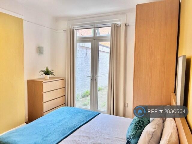 1 bed House Share for rent in Leicester. From OpenRent