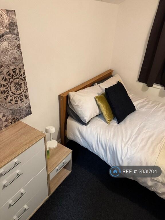 1 bed House Share for rent in Gloucester. From OpenRent