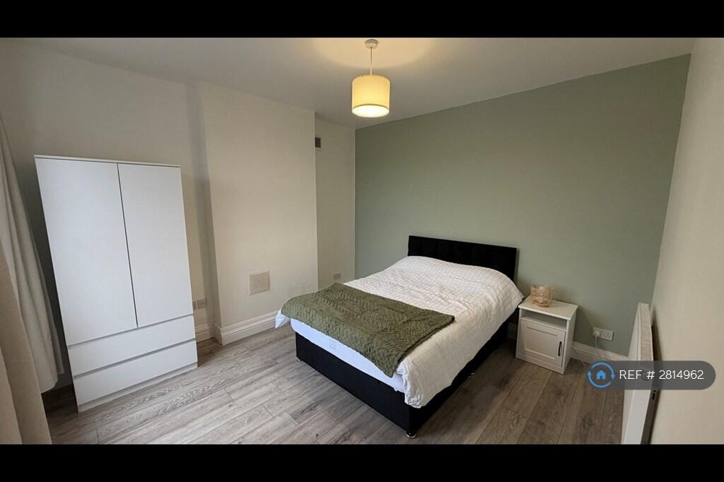 1 bed House Share for rent in Rushden. From OpenRent