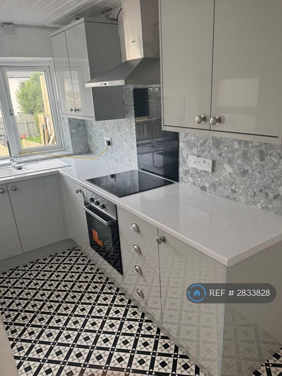 2 bed Mid Terraced House for rent in Frizington. From OpenRent 2 bed Mid Terraced House for rent in Frizington. From OpenRent