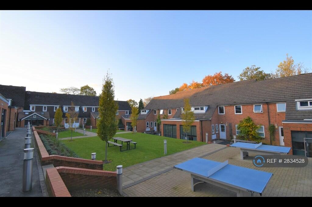 1 bed House Share for rent in Reading. From OpenRent