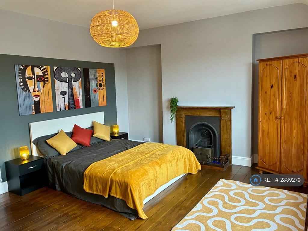 1 bed House Share for rent in Swansea. From OpenRent 1 bed House Share for rent in Swansea. From OpenRent