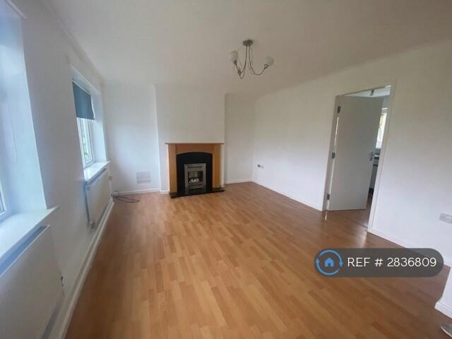 1 bed 1st Floor Flat for rent in Chesterfield. From OpenRent