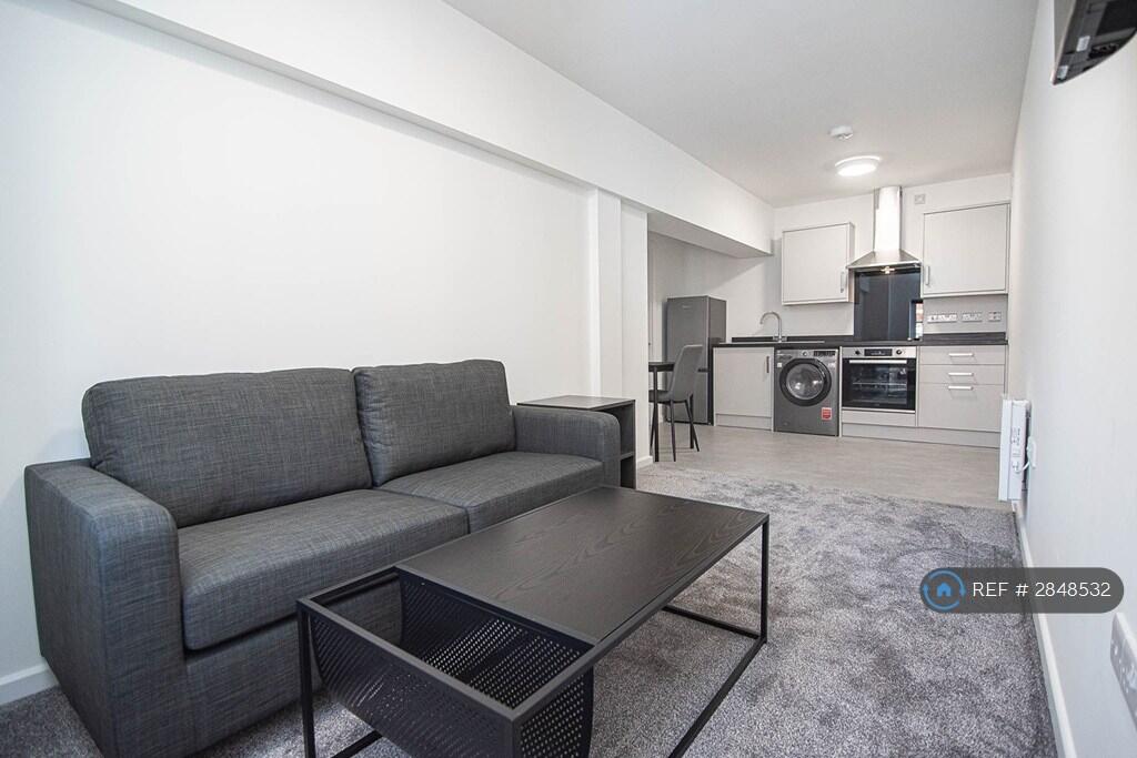 1 bed 1st Floor Flat for rent in Gainsborough. From OpenRent