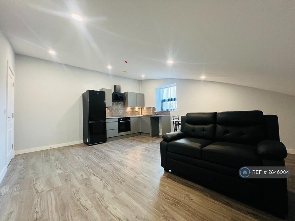 1 bed 1st Floor Flat for rent in Bradford. From OpenRent 1 bed 1st Floor Flat for rent in Bradford. From OpenRent