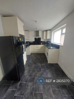 3 bed Mid Terraced House for rent in Stockton-on-Tees. From OpenRent