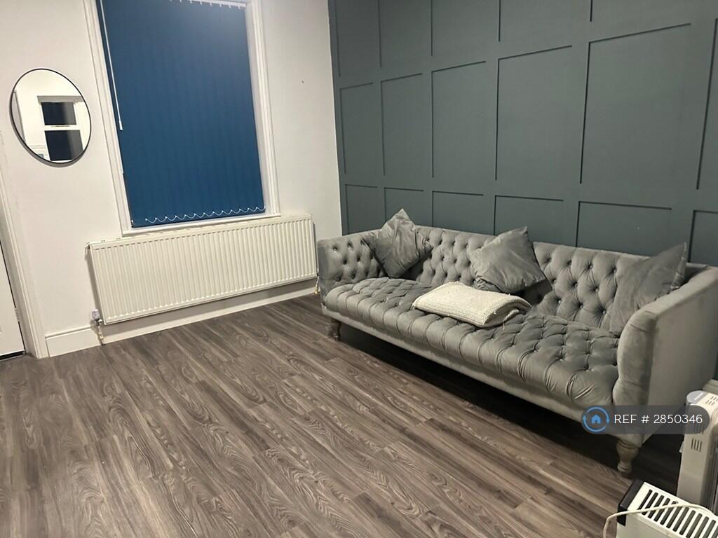 1 bed Mid Terraced House for rent in Bradford. From OpenRent 1 bed Mid Terraced House for rent in Bradford. From OpenRent