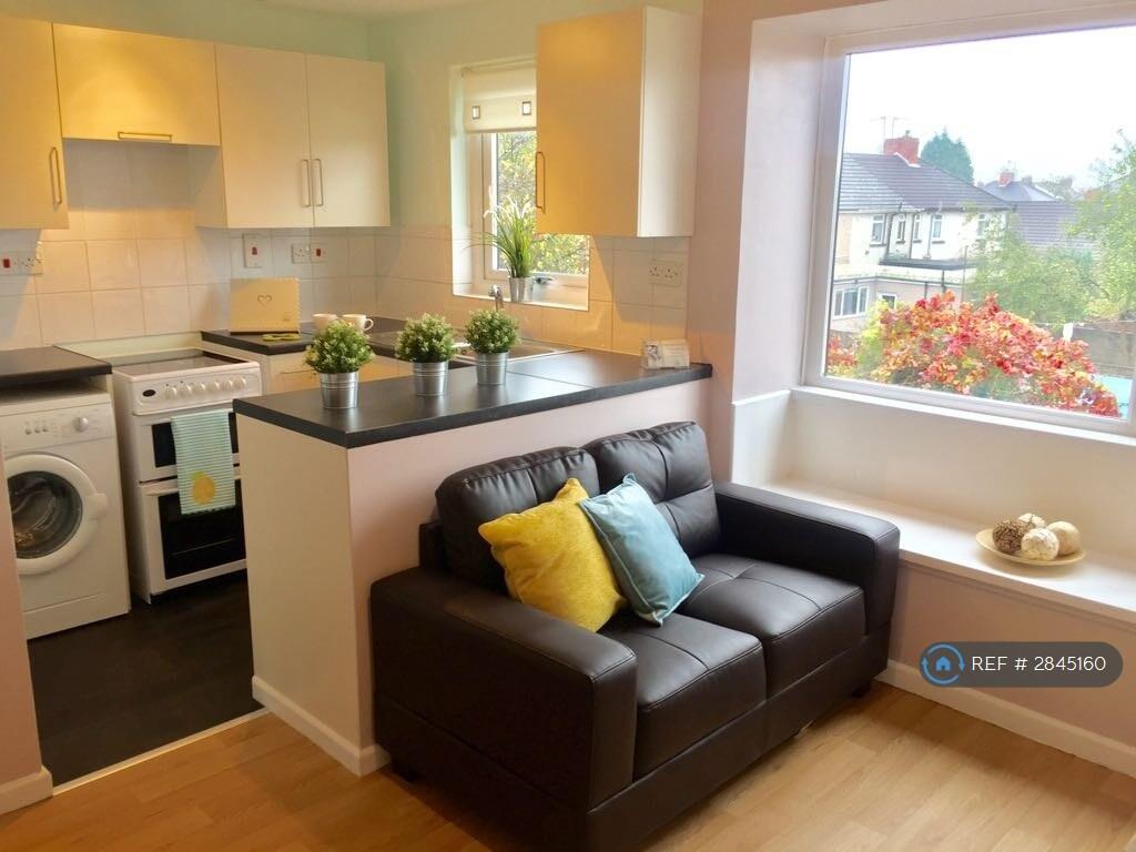 0 bed Studio for rent in Newport. From OpenRent