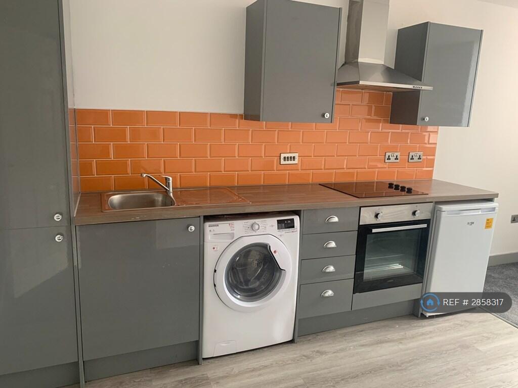 1 bed 1st Floor Flat for rent in Barnsley. From OpenRent