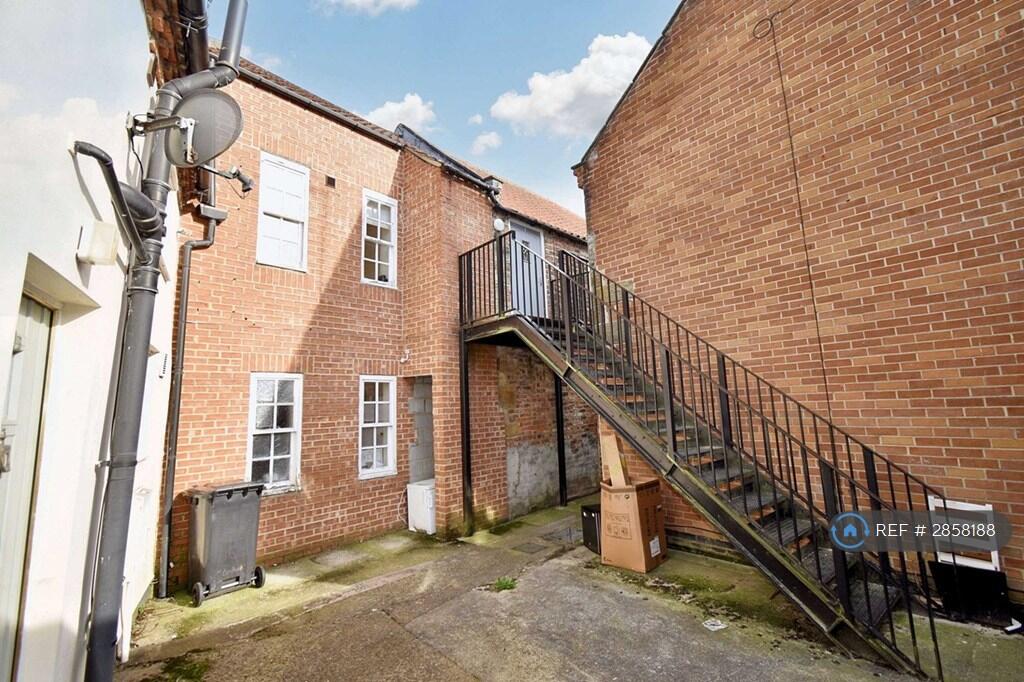 1 bed 1st Floor Flat for rent in Middlesbrough. From OpenRent