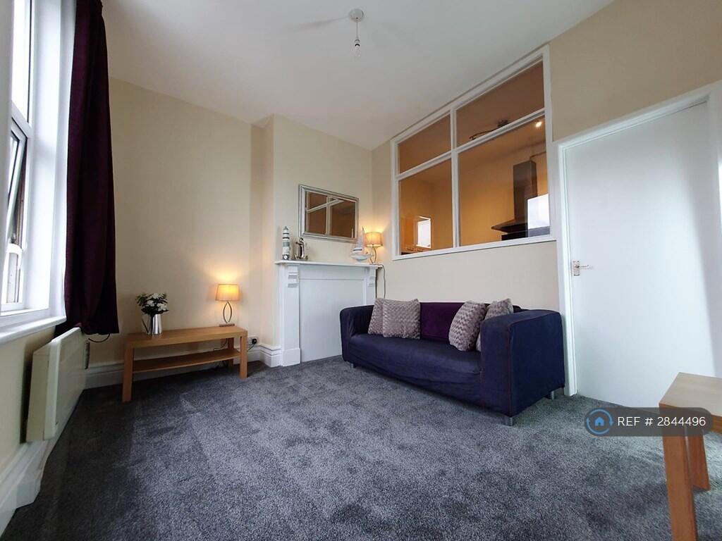 1 bed 1st Floor Flat for rent in Lytham St Anne's. From OpenRent