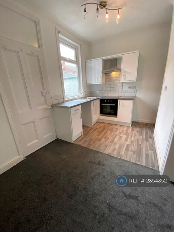 2 bed Mid Terraced House for rent in Darlington. From OpenRent