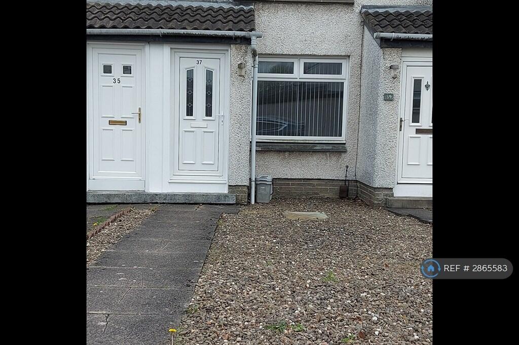 1 bed 1st Floor Flat for rent in Carron. From OpenRent