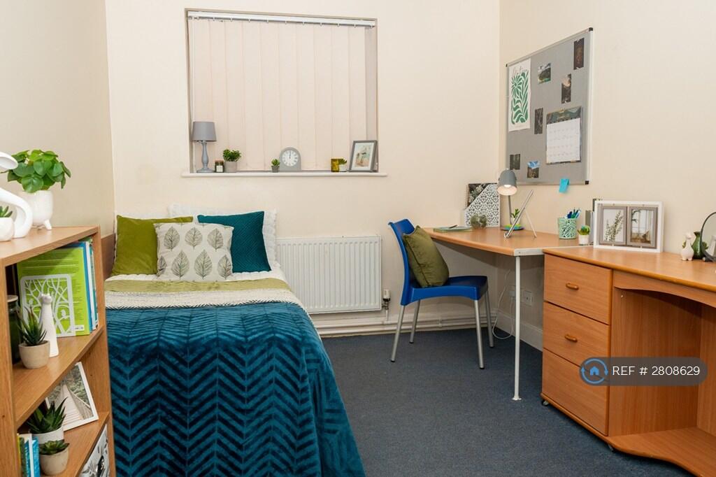 1 bed Flat Share for rent in Ormskirk. From OpenRent