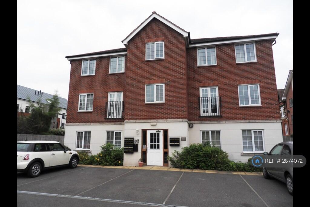 3 bed 1st Floor Flat for rent in Loughborough. From OpenRent