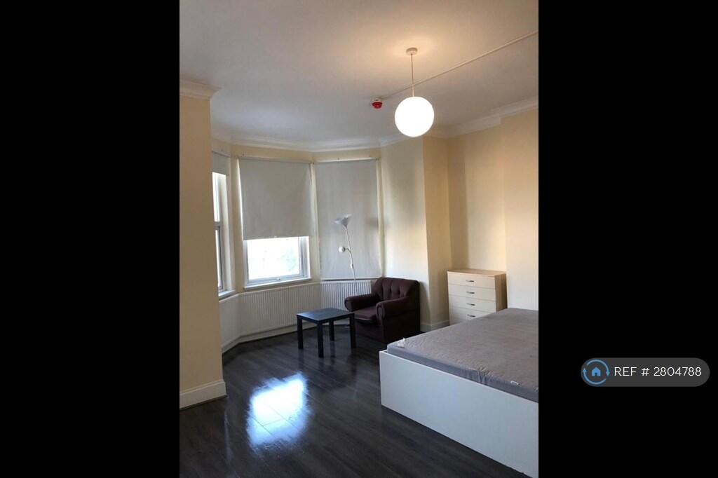 1 bed House Share for rent in Hornsey. From OpenRent