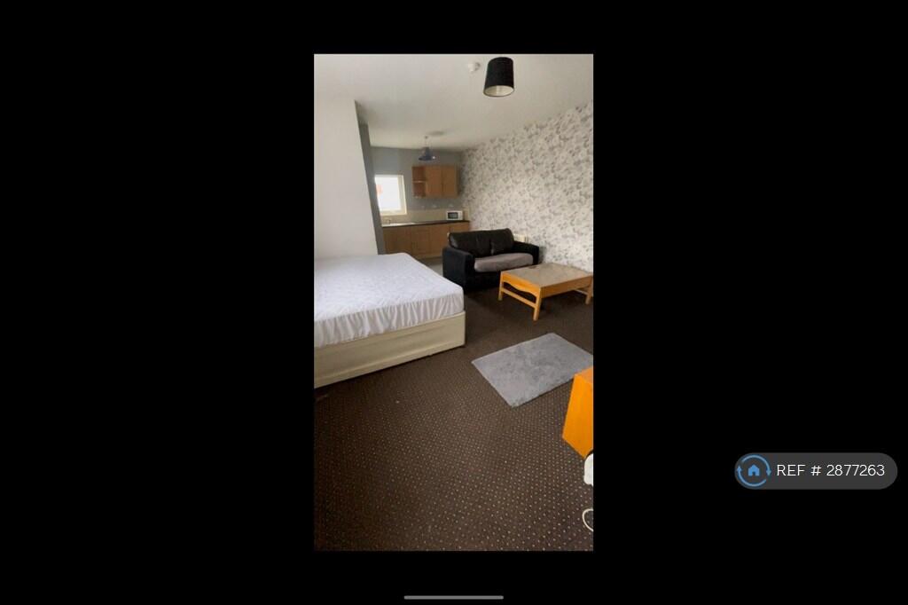 1 bed 1st Floor Flat for rent in Wednesbury. From OpenRent
