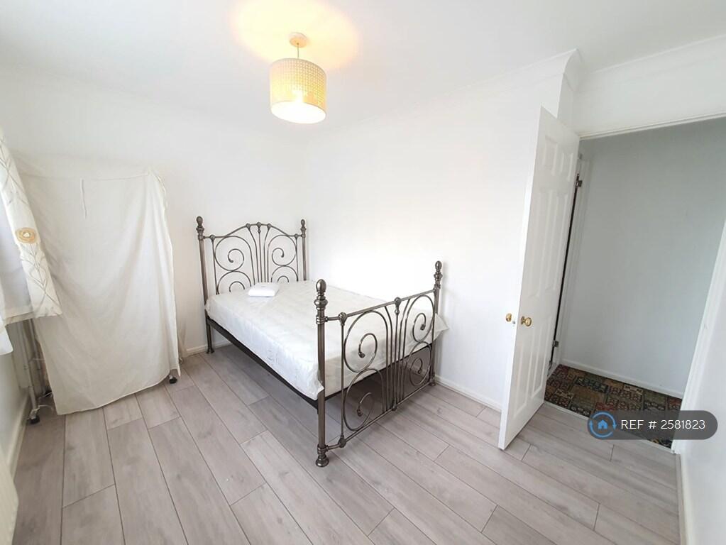 1 bed House Share for rent in Wellingborough. From OpenRent