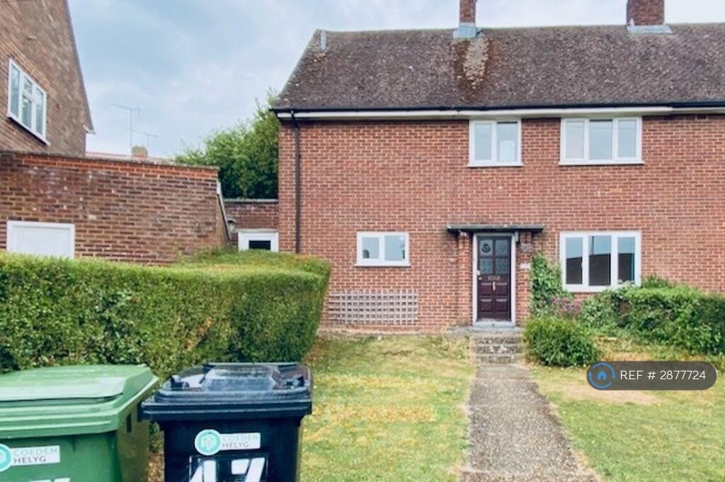 5 bed Semi Detached for rent in Harestock. From OpenRent