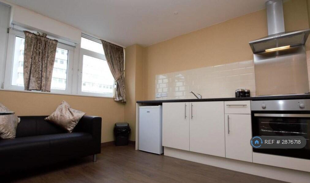 1 bed 1st Floor Flat for rent in Bootle. From OpenRent