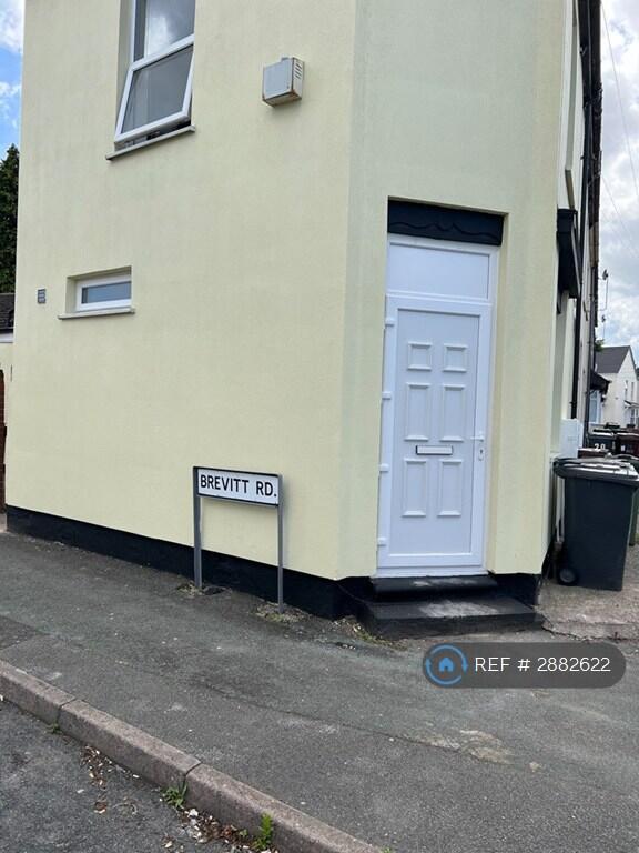 1 bed 1st Floor Flat for rent in Wolverhampton. From OpenRent