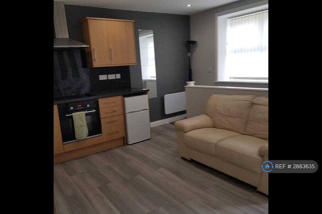 1 bed 1st Floor Flat for rent in Preston. From OpenRent
