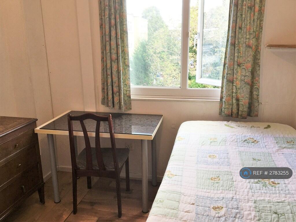 1 bed House Share for rent in Elsfield. From OpenRent
